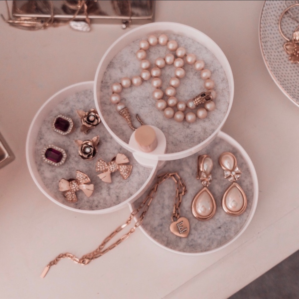 2Bandits 3-tiered Jewelry Storage
